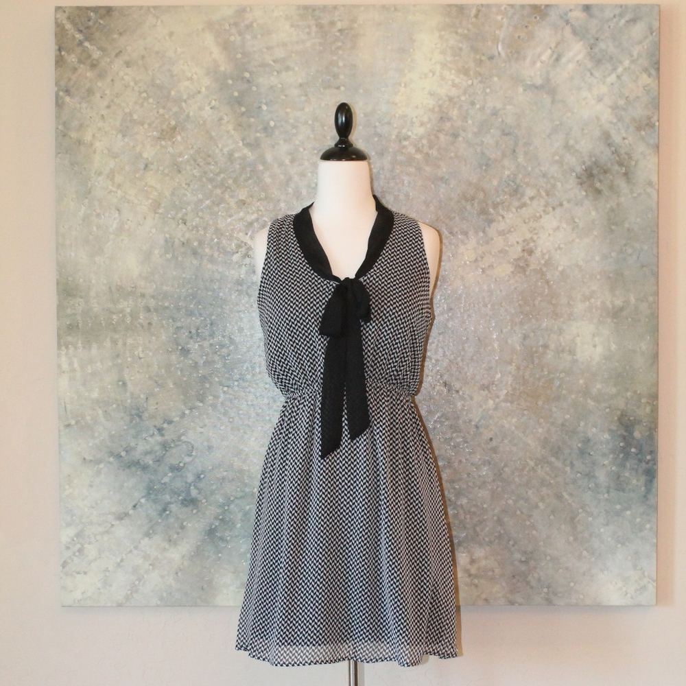 NWT Xhilaration Black & White Dress